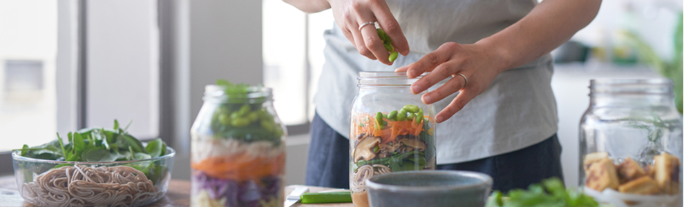 zero waste lunch packed into mason jars
