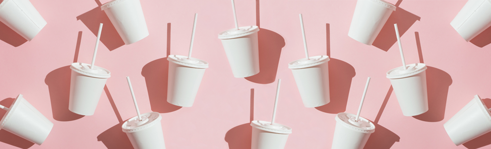 A large amount of cups with straws