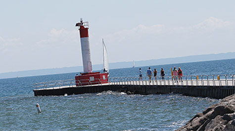 Very close to Lake Ontario, Oakvillage in Oakville is near many boating and yacht clubs