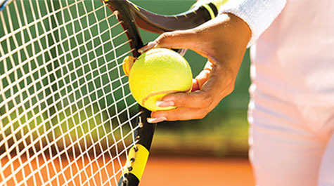 The Oakvillage Club, close to Oakvillage, offers tennis.